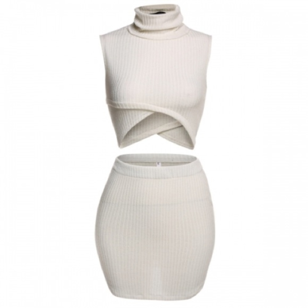 White Knitted Two Piece Skirt Set
